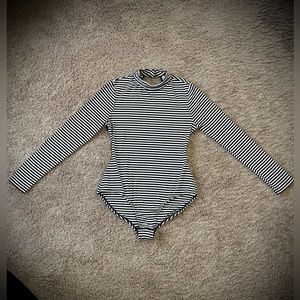 Black&White Striped Bodysuit